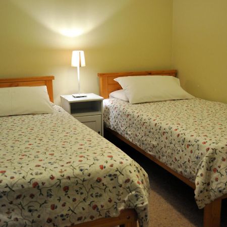 Karri Valley Chalets Pemberton Oda fotoğraf