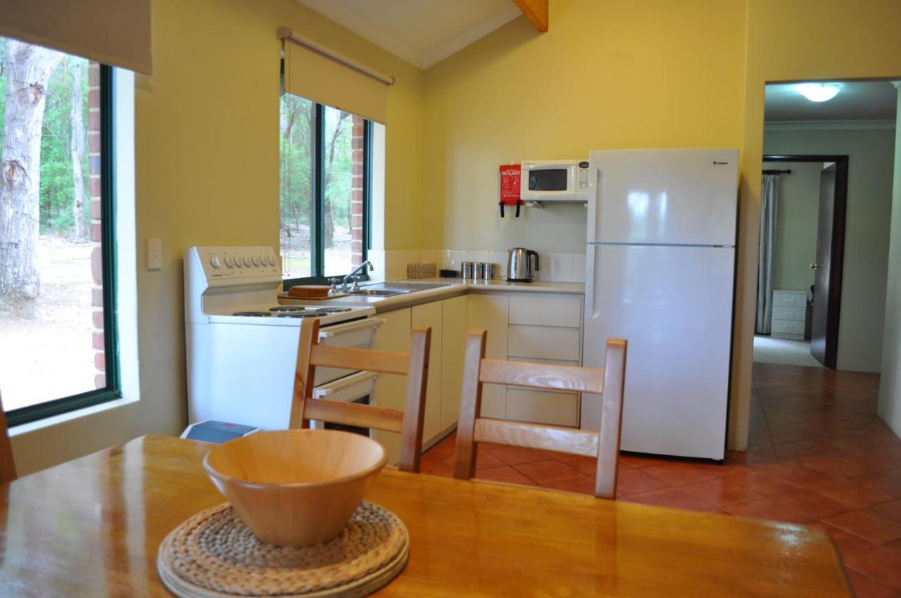 Karri Valley Chalets Pemberton Dış mekan fotoğraf